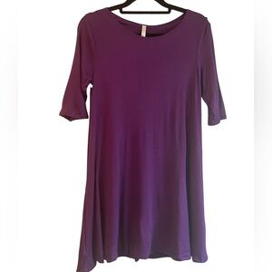 NWOT Isaac Liev purple short sleeve tunic,‎ size small